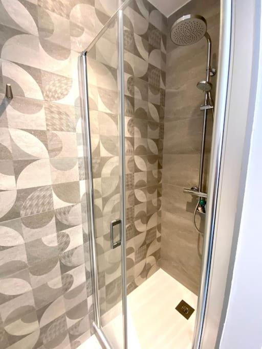 Superbe Appartement Hyper Centre 4 Personnes Valence  Exterior foto