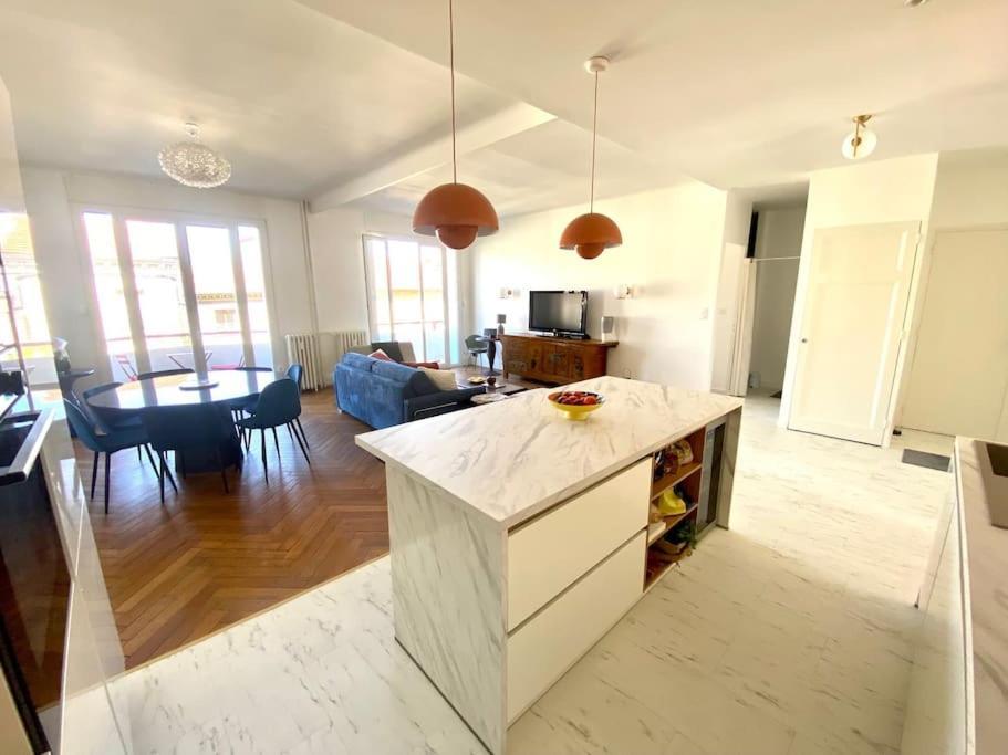 Superbe Appartement Hyper Centre 4 Personnes Valence  Exterior foto